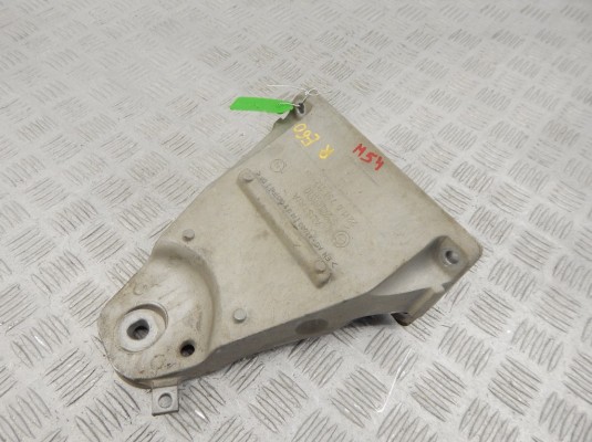 Кронштейн двигателя BMW 5-series (E60/61) 22 11 6 761 112