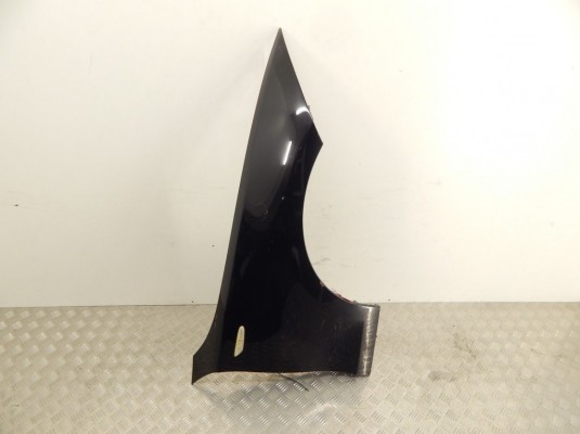 Крыло переднее правое BMW 1-series (E87) 41 35 7 133 228