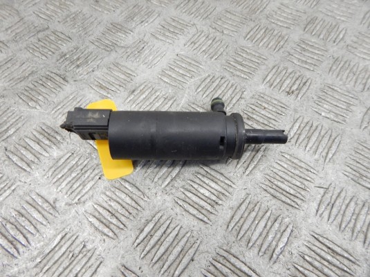 Насос (моторчик) омывателя фар BMW 5-series (E39) 67 12 8 377 613