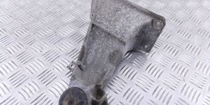 Кронштейн двигателя BMW 5-series (E39) 22 11 6 753 362