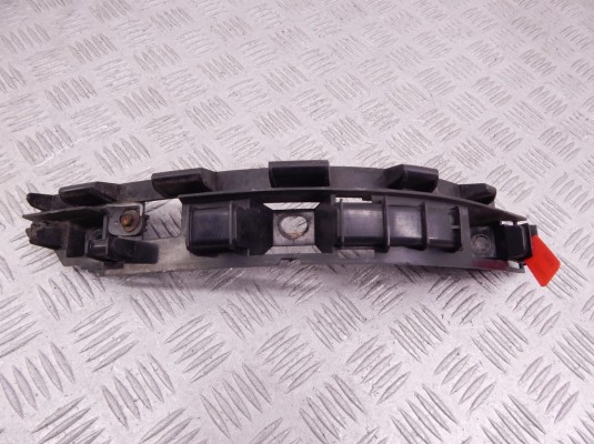 Кронштейн крепления бампера заднего BMW 7-series (E65/66) 51 12 7 123 797
