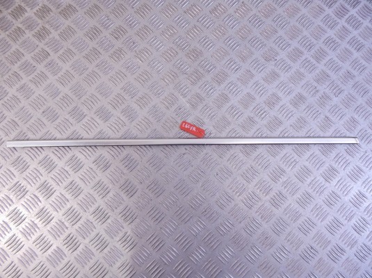 Молдинг стекла двери передней правой наружный BMW 5-series (E60/61) 51 21 7 057 436 Молдинг стекла двери передней правой наружный BMW 5-series (E60/61) 51 21 7 057 436