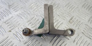 Петля двери передней левой BMW 5-series (E60/61) Петля двери передней левой BMW 5-series (E60/61)