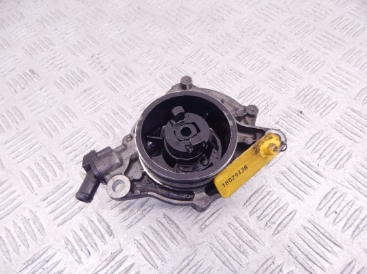Насос вакуумный BMW 3-series (E46) 11 66 7 787 366