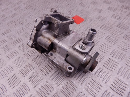 Насос гидроусилителя руля BMW 3-series (E46) 32 41 6 756 611 Насос гидроусилителя руля BMW 3-series (E46) 32 41 6 756 611