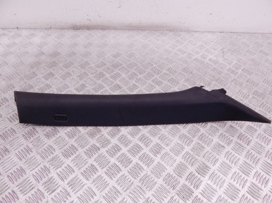 Обшивка стойки передней правой BMW X5-series (E53) 51 43 8 203 866