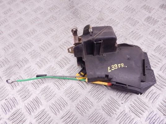 Замок двери передней правой BMW 5-series (E39) 51 21 8 235 104