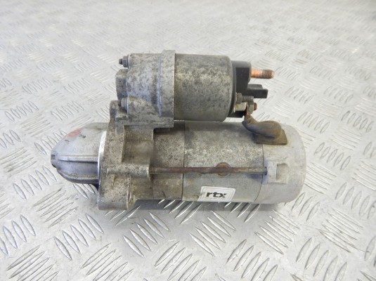 Стартер BMW X5-series (E53) Стартер BMW X5-series (E53)