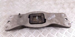 Кронштейн КПП BMW 5-series (E60/61) 22 31 6 769 634