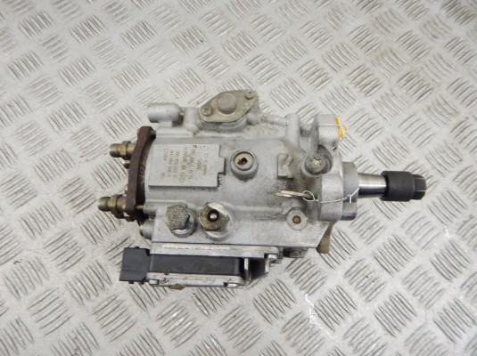 ТНВД BMW 3-series (E46) 13 51 7 787 562