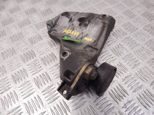 Кронштейн компрессора кондиционера BMW 5-series (E39) 64 55 2 246 146