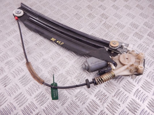 Стеклоподъемник электрический задний правый BMW 5-series (E39) 51 35 8 252 430