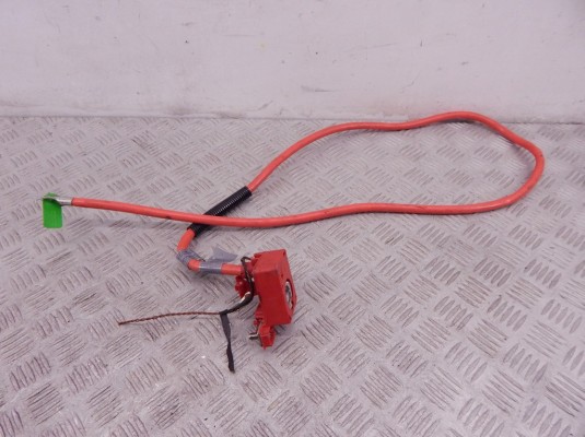 Плюсовой провод аккумулятора BMW 5-series (E60/61) 61 12 6 989 780
