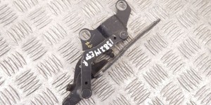 Петля капота правая BMW 3-series (E90/91/92) 41 61 7 210 678