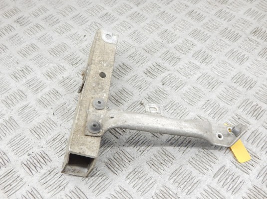 Отбойник бампера переднего BMW 5-series (F10/11) 51 11 7 158 873