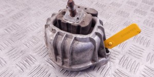 Подушка крепления двигателя BMW 3-series (E90/91/92) 22 11 6 768 852