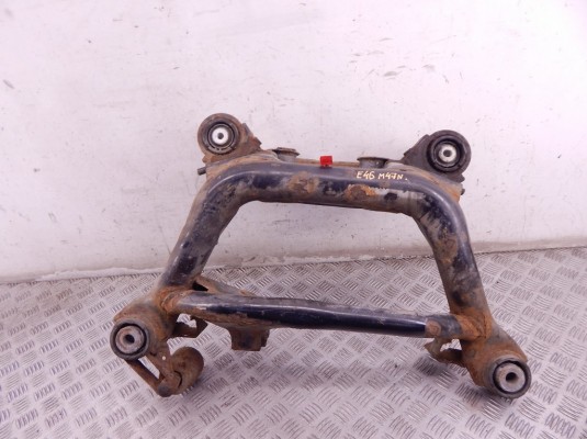 Балка подвески задняя BMW 3-series (E46) 33 31 6 770 830