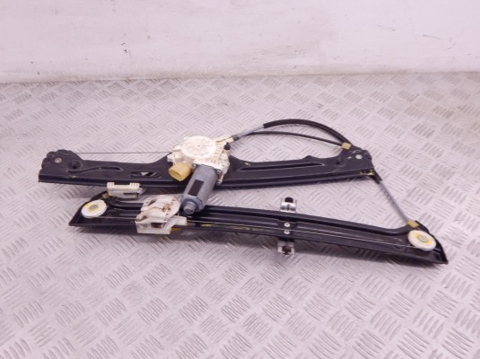 Стеклоподъемник электрический передний левый BMW X5-series (E70) 51 33 7 166 379