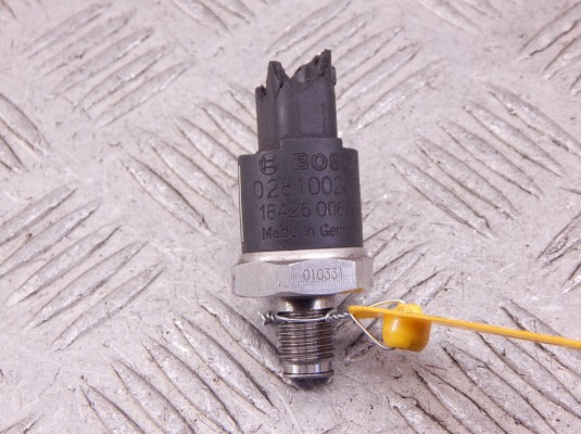 Датчик давления топлива BMW 5-series (E39) 13 53 7 812 345