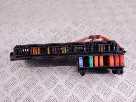 Блок предохранителей BMW 6-series (E63/E64) 61 14 6 957 330