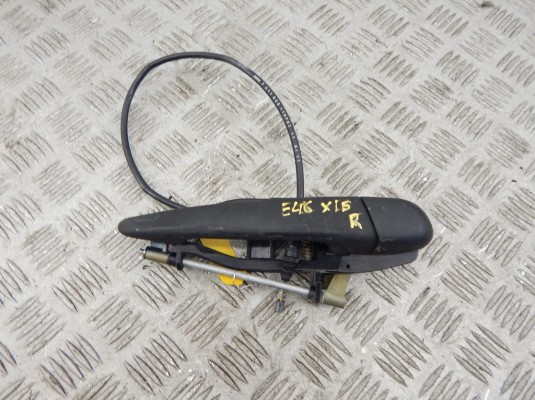 Ручка наружная передняя правая BMW 3-series (E46) 51 21 8 253 456 Ручка наружная передняя правая BMW 3-series (E46) 51 21 8 253 456