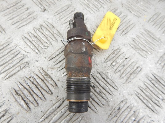 Форсунка BMW 7-series (E38) 13 51 2 245 810