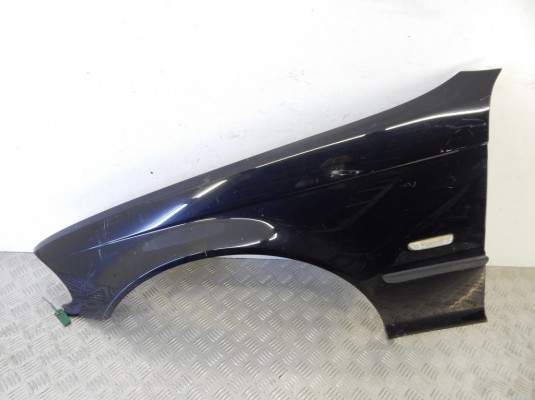 Крыло переднее левое BMW 3-series (E46) 41 35 8 240 405