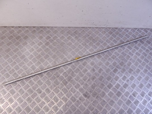 Молдинг двери передней правой BMW 3-series (E46) 51 13 8 238 878