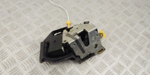Замок двери передней левой BMW 5-series (E39) 51 21 8 235 097
