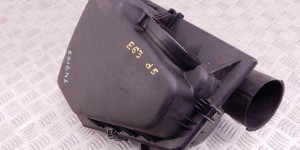 Корпус воздушного фильтра BMW 6-series (E63/E64) 13 71 7 792 416 Корпус воздушного фильтра BMW 6-series (E63/E64) 13 71 7 792 416