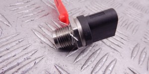 Датчик давления топлива BMW 1-series (E87) 13 53 7 800 602