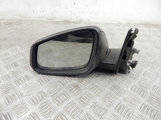 Зеркало наружное левое BMW X1-series (F48) Зеркало наружное левое BMW X1-series (F48)