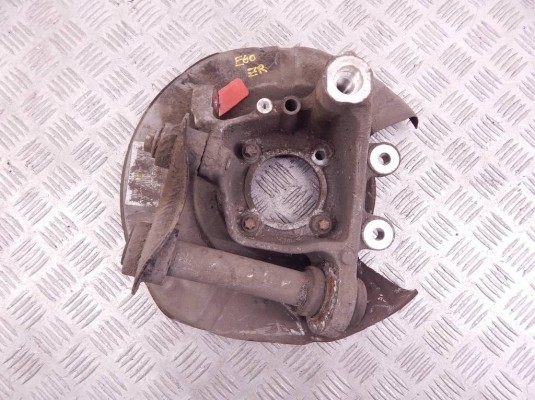 Ступица задняя правая BMW 5-series (E60/61) 33 32 6 770 906