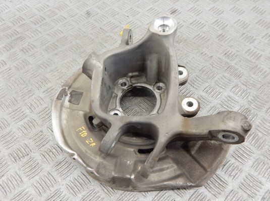 Ступица задняя правая BMW 5-series (F10/11) 33 32 6 793 770 Ступица задняя правая BMW 5-series (F10/11) 33 32 6 793 770