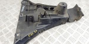 Кронштейн крепления бампера заднего BMW 5-series (E60/61) 51 12 7 033 716