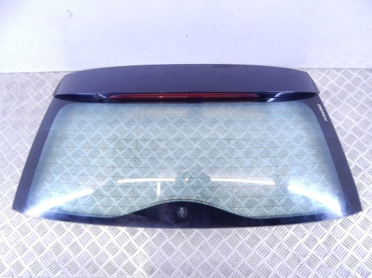 Стекло заднее BMW 3-series (E46) 51 31 8 255 292