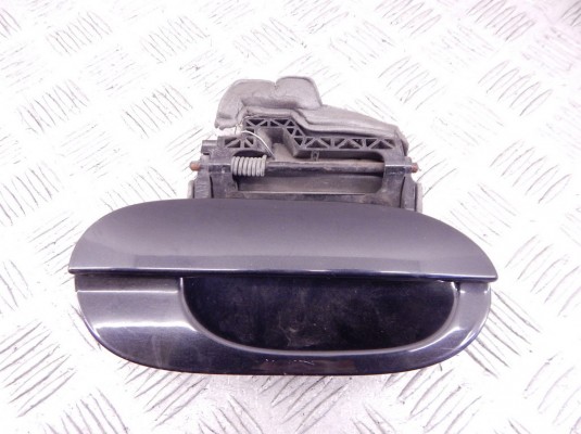 Ручка наружная передняя правая BMW 5-series (E39) 51 21 8 245 462