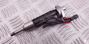 Форсунка BMW X1-series (F48) 13 53 7 639 990