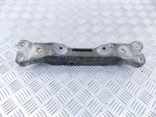 Кронштейн КПП BMW 5-series (E39) 22 32 1 092 477