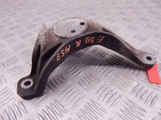 Кронштейн двигателя BMW 5-series (E39) 22 11 1 096 080 Кронштейн двигателя BMW 5-series (E39) 22 11 1 096 080