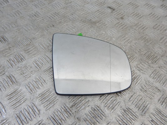 Стекло зеркала наружного правого BMW X5-series (E70)