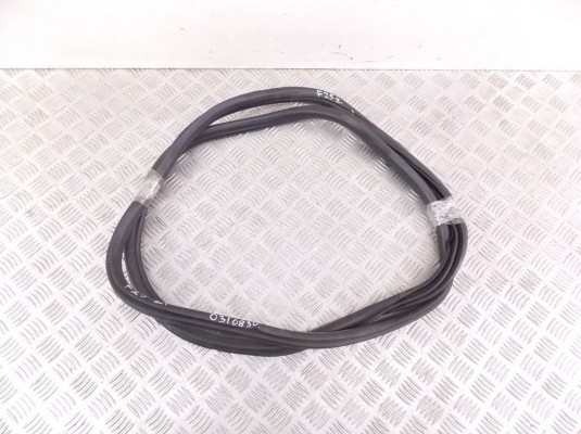 Уплотнитель BMW X3-series (F25) 51 72 7 396 556