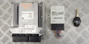 Блок управления двигателем BMW 3-series (E46) 13 61 7 793 443