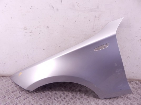 Крыло переднее левое BMW 1-series (E87) 41 35 7 133 227 Крыло переднее левое BMW 1-series (E87) 41 35 7 133 227