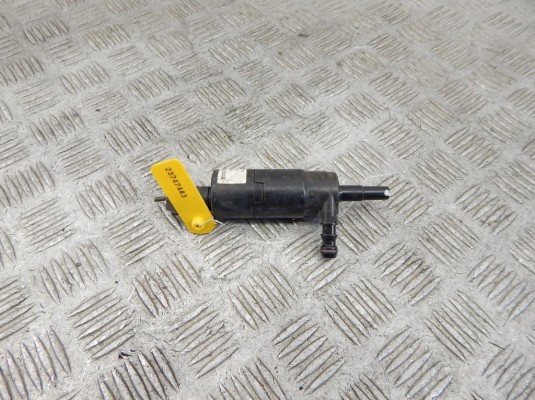 Насос (моторчик) омывателя фар BMW 5-series (E39) Насос (моторчик) омывателя фар BMW 5-series (E39)