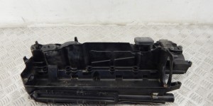 Клапанная крышка BMW X5-series (E70) 11 12 7 789 395 Клапанная крышка BMW X5-series (E70) 11 12 7 789 395