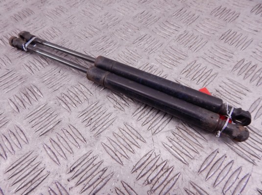 Амортизатор капота BMW 3-series (E46) 51 23 8 202 688