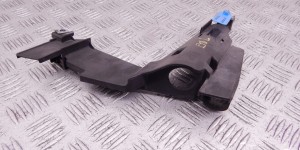 Крепление фары левой BMW 3-series (E46) 63 12 8 380 187