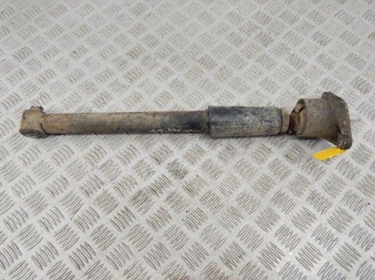 Амортизатор задний VOLKSWAGEN PASSAT 5+ (2000-2005) Амортизатор задний VOLKSWAGEN PASSAT 5+ (2000-2005)