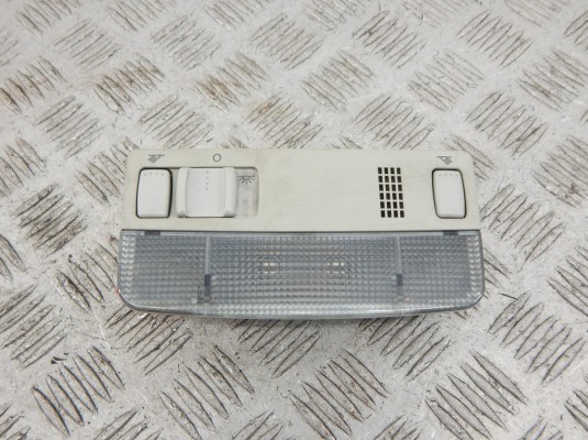 Фонарь салона (плафон) VOLKSWAGEN PASSAT 5+ (2000-2005) 3b0947105c